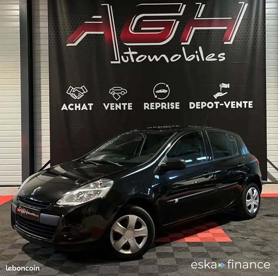 Leasing Sedan Renault Clio 2011