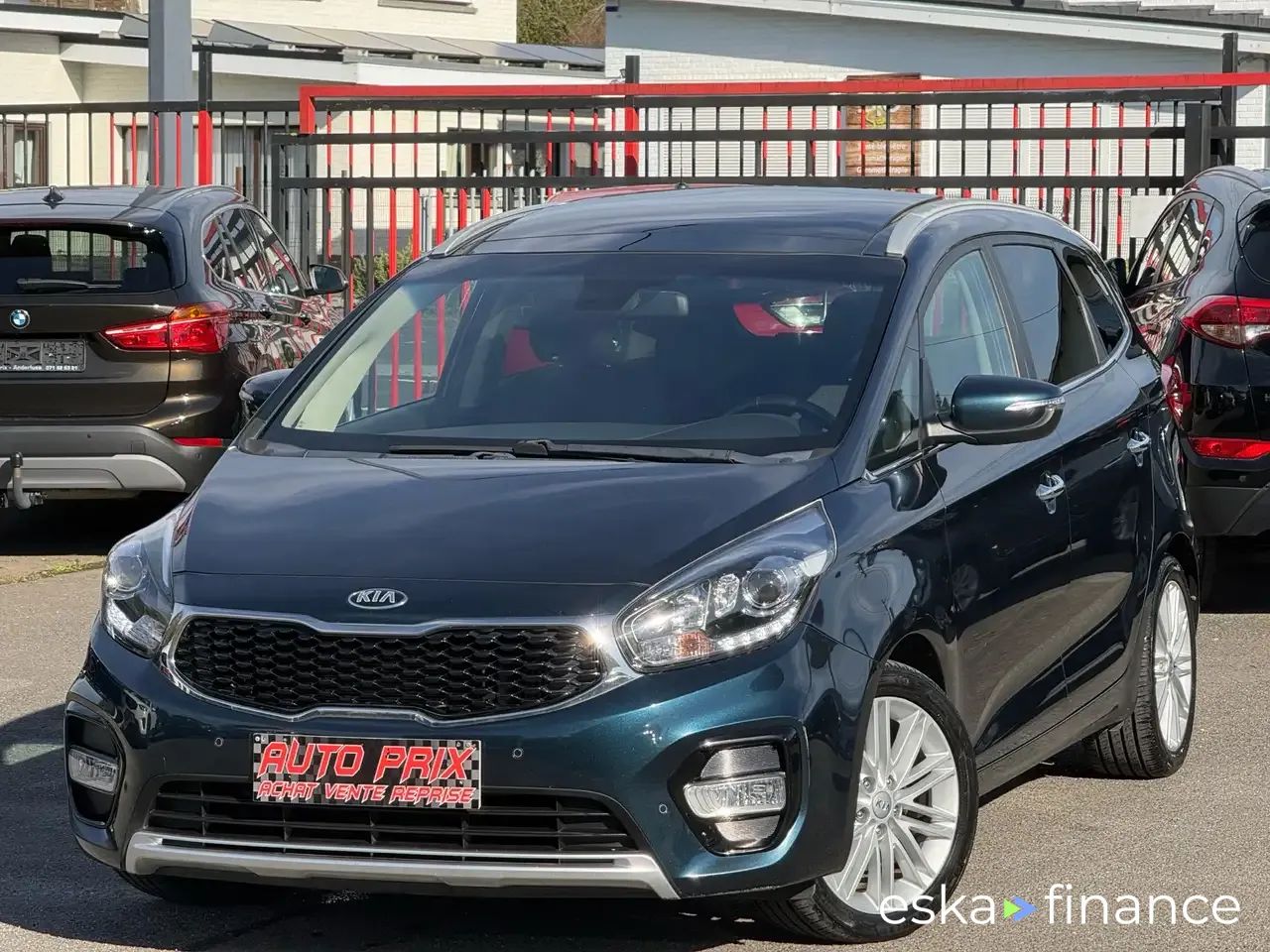Lízing Hatchback Kia Carens 2017