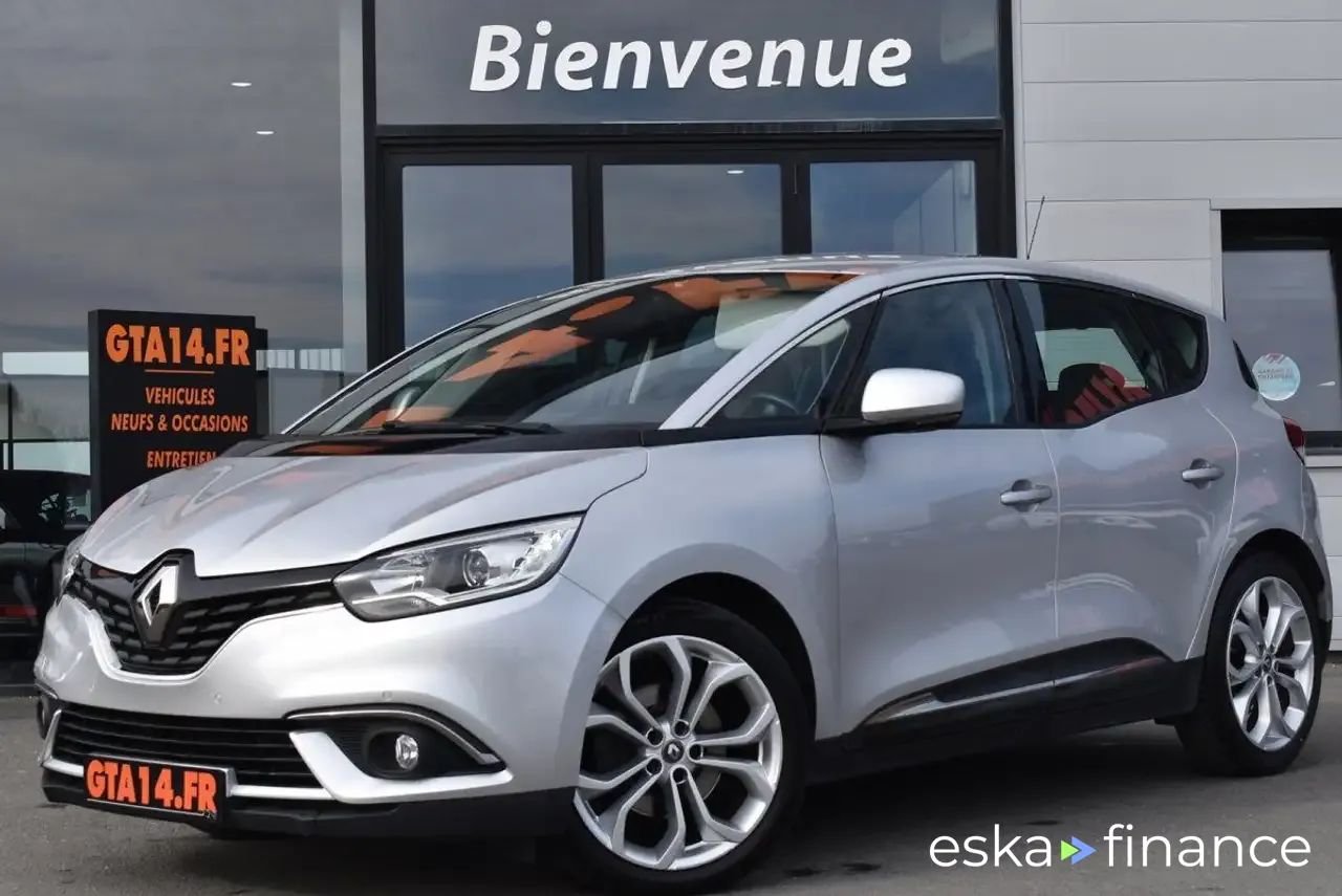 Lízing Hatchback Renault Scenic 2016