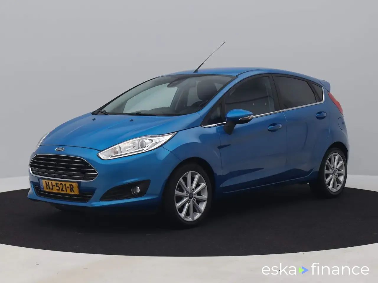 Leasing Hatchback Ford Fiesta 2015