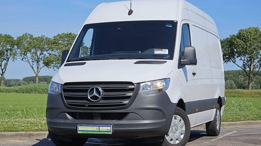 Mercedes-Benz SPRINTER 317 2024