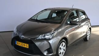 Lízing Hatchback Toyota Yaris 2018