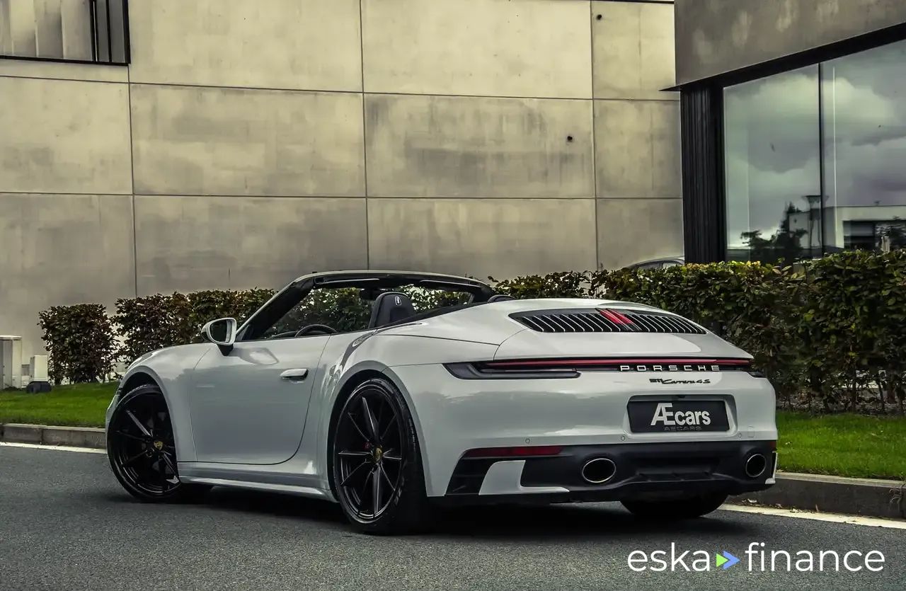 Finansowanie Zamienny Porsche 992 2020