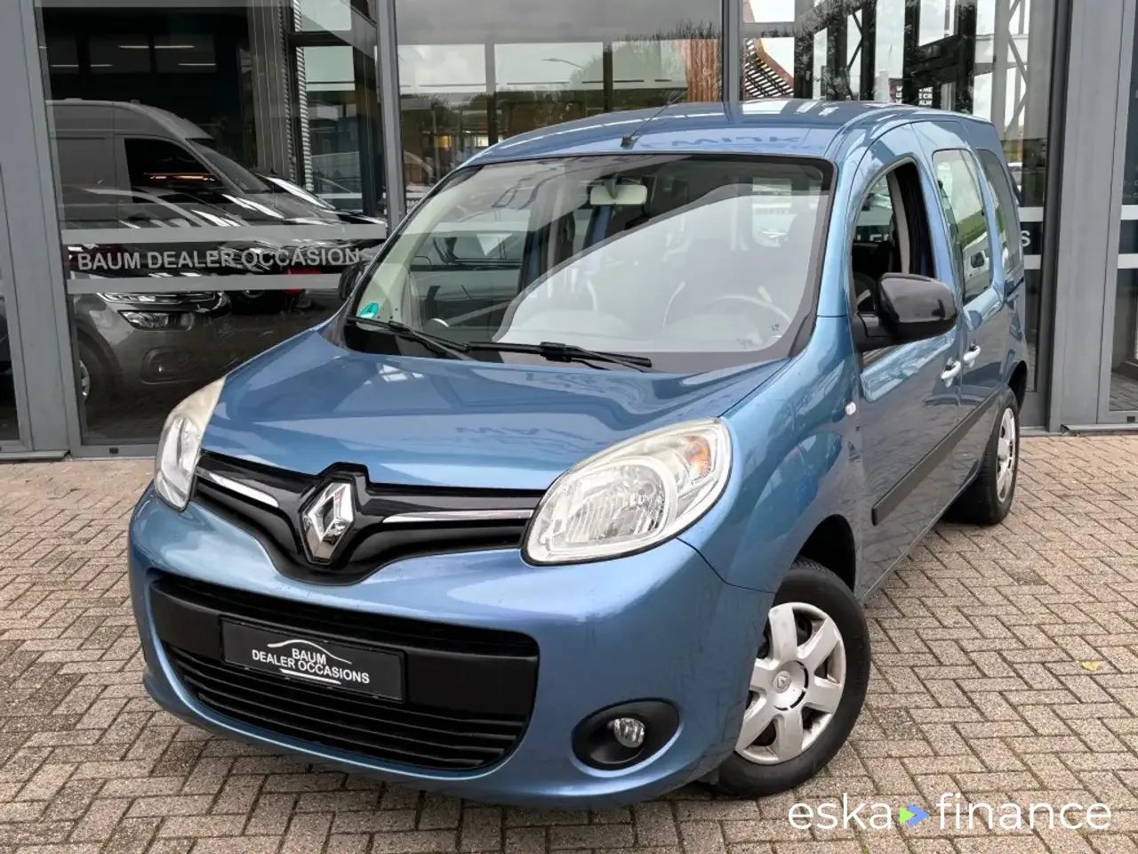 Finansowanie Transport pasażerów Renault Kangoo 2015