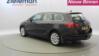 Leasing Wagon Opel Astra 2011