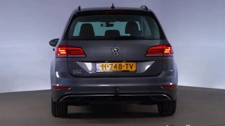 Financování Hatchback Volkswagen Golf Sportsvan 2019