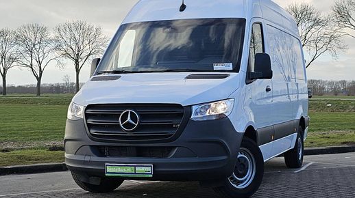 Mercedes-Benz SPRINTER 317 2023