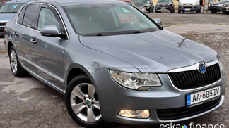 Lízing Sedan Skoda Superb 2011