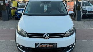Financování Hatchback Volkswagen Touran 2013