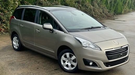 Peugeot 5008 2014