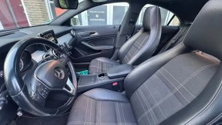 Lízing Sedan MERCEDES CLA 180 2014