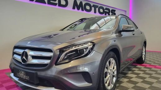 MERCEDES GLA 200 2016