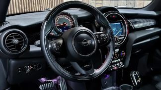 Financování Sedan MINI Cooper SD 2018