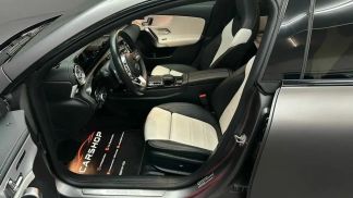 Lízing Sedan MERCEDES CLA 180 2019