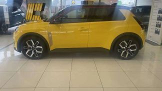Lízing Sedan Renault R 5 2025