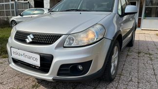 Hatchback Suzuki SX4 2012