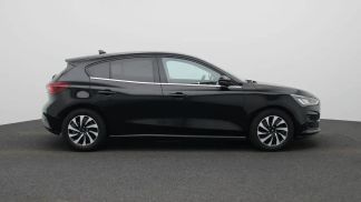 Lízing Sedan Ford Focus 2022