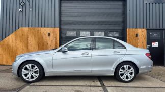 Lízing Sedan MERCEDES C 180 2011