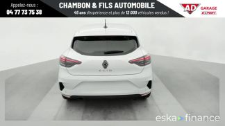 Lízing Hatchback Renault Clio 2024
