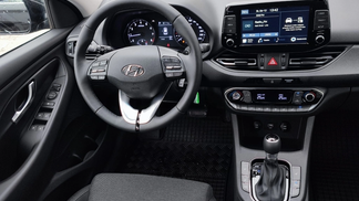 Lízing Hatchback Hyundai i30 2023