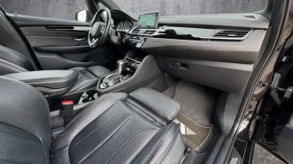 Lízing Hatchback BMW 220 2016