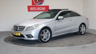 Lízing Kupé MERCEDES E 200 2011