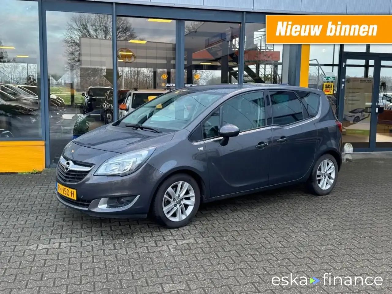 Lízing Hatchback Opel Meriva 2016