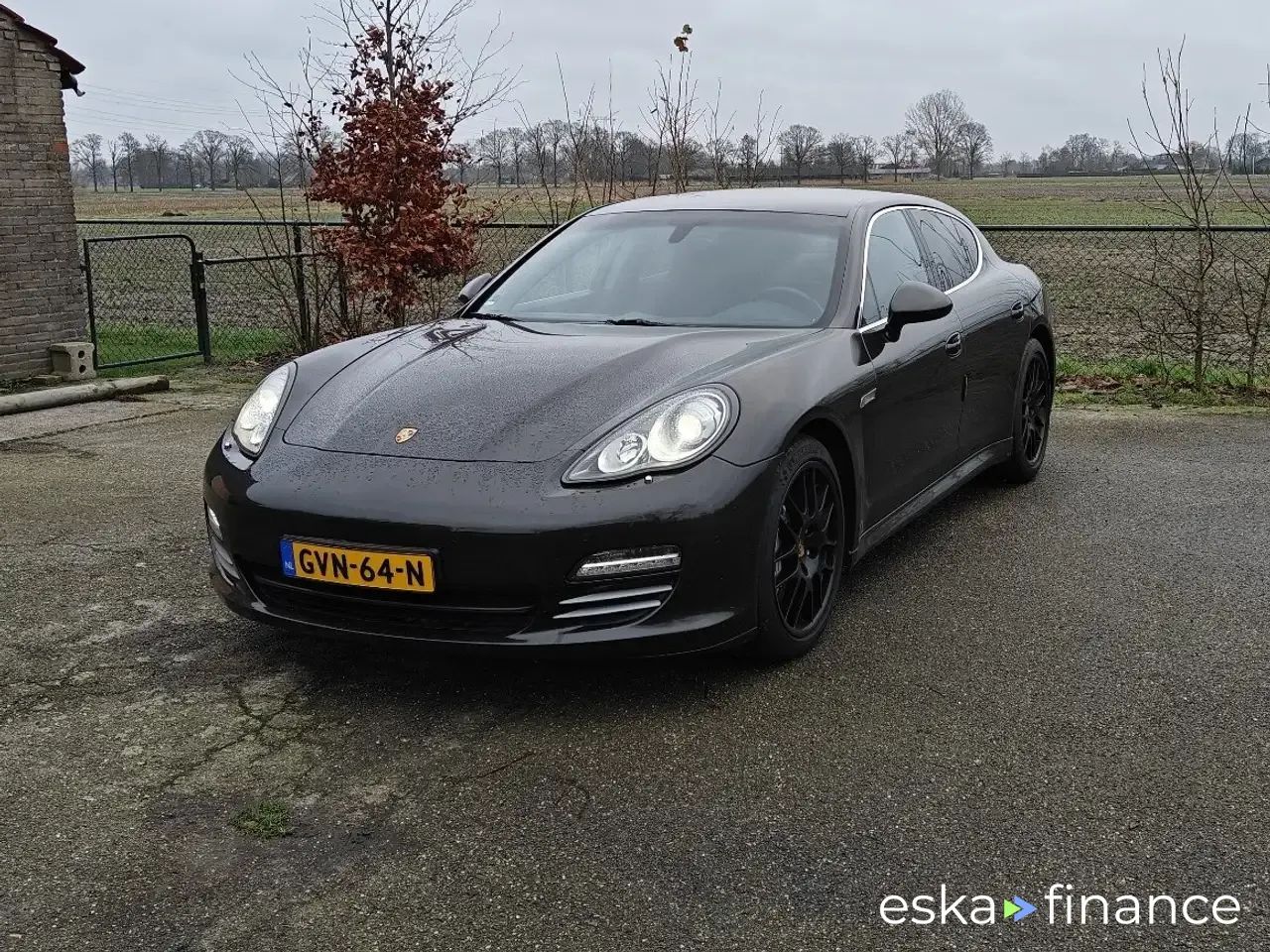Leasing Sedan Porsche Panamera 2010