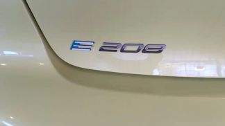 Lízing Sedan Peugeot 208 2024