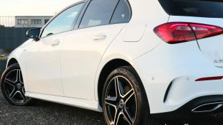 Lízing Hatchback MERCEDES A 250 2020