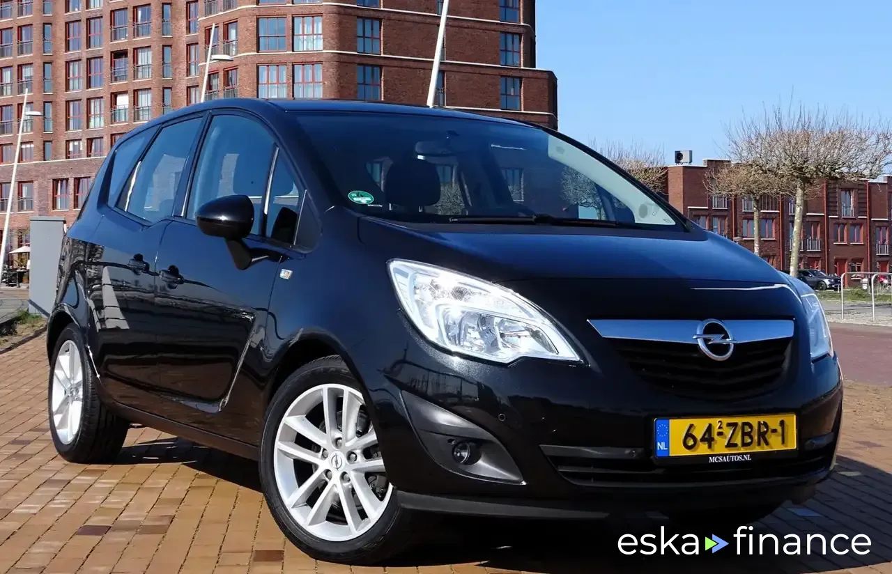 Financování Hatchback Opel Meriva 2012