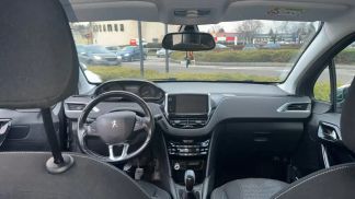 Lízing Sedan Peugeot 208 2017