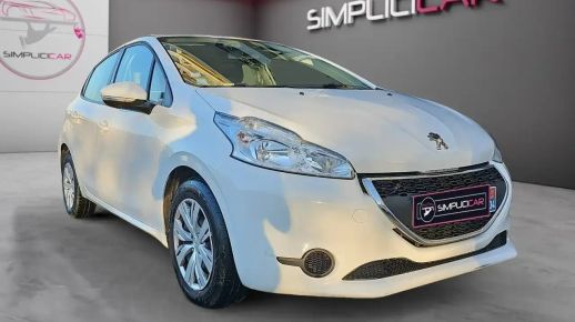 Peugeot 208 2014