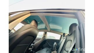 Finansowanie Sedan Tesla Model 3 2022