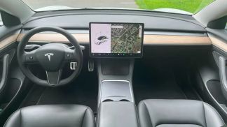 Lízing Sedan Tesla Model 3 2021