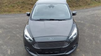 Transport pasażerów Ford S-Max 2018