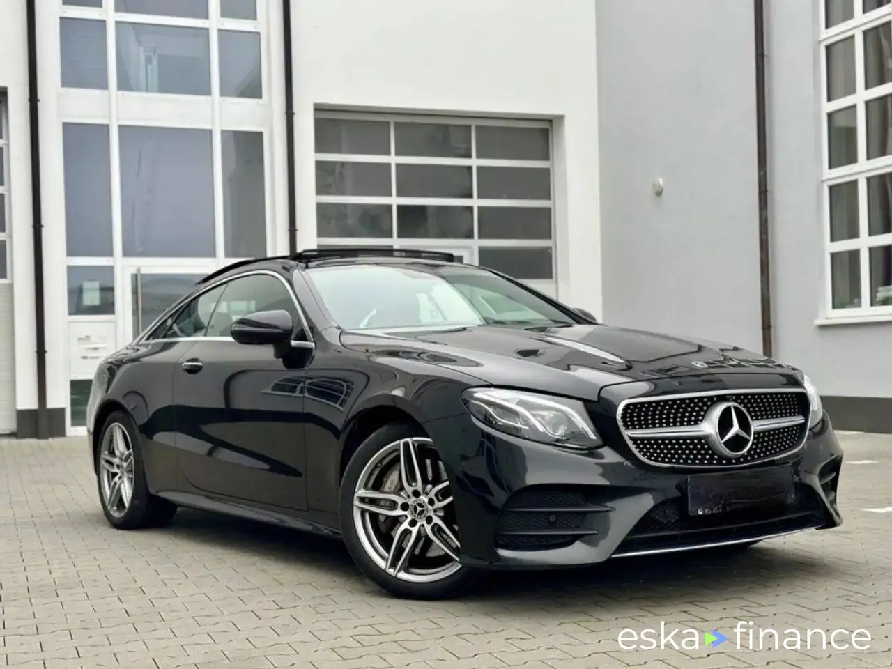 Lízing Kupé MERCEDES E 300 2018