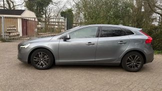 Financování Hatchback Volvo V40 2016