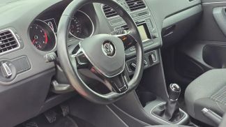 Lízing Hatchback Volkswagen Polo 2015