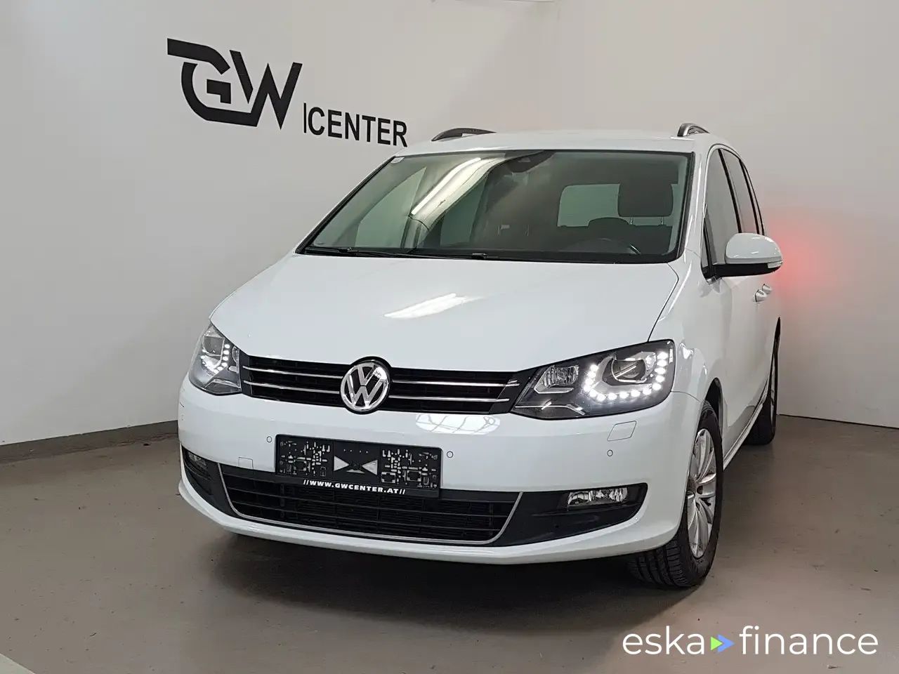 Leasing Passenger transport Volkswagen Sharan 2019