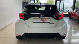 Leasing Sedan Toyota Yaris 2020
