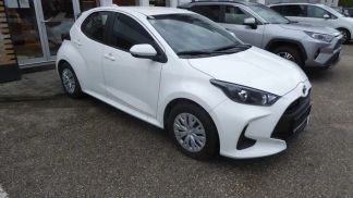 Leasing Hatchback Toyota Yaris 2023