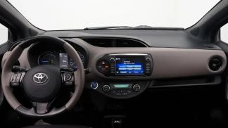 Lízing Hatchback Toyota Yaris 2018