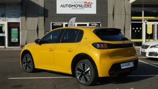 Lízing Hatchback Peugeot E-208 2022