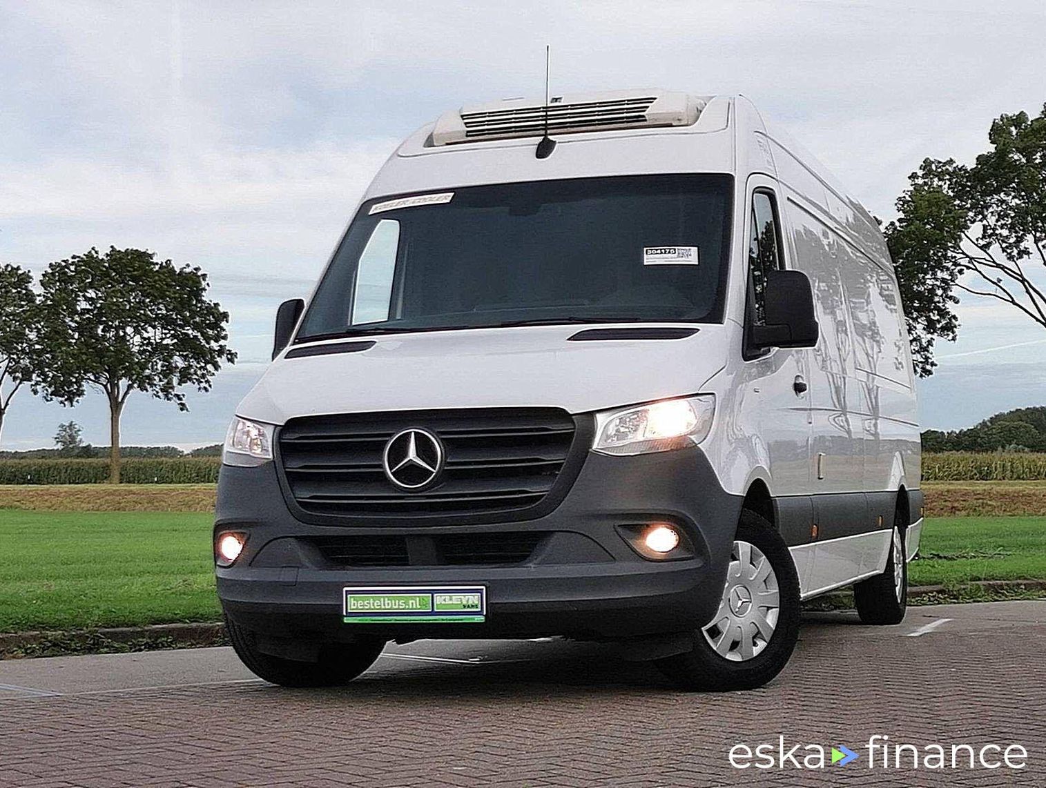 Leasing Refrigirated truck Mercedes-Benz SPRINTER 314 2019