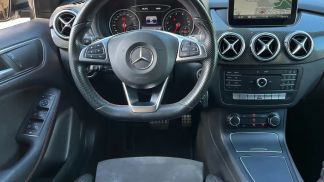 Lízing Hatchback MERCEDES B 180 2018