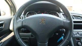Financování Hatchback Peugeot 5008 2011