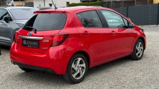 Lízing Hatchback Toyota Yaris 2016