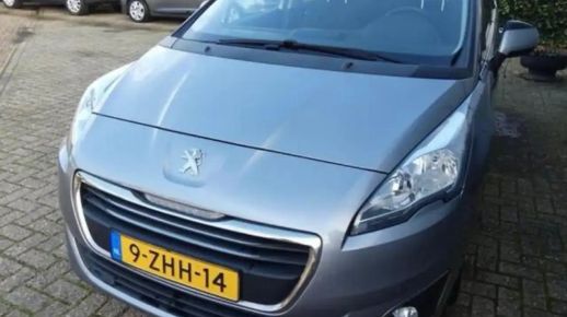 Peugeot 5008 2015