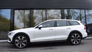 Finansowanie Wóz Volvo V60 Cross Country 2024